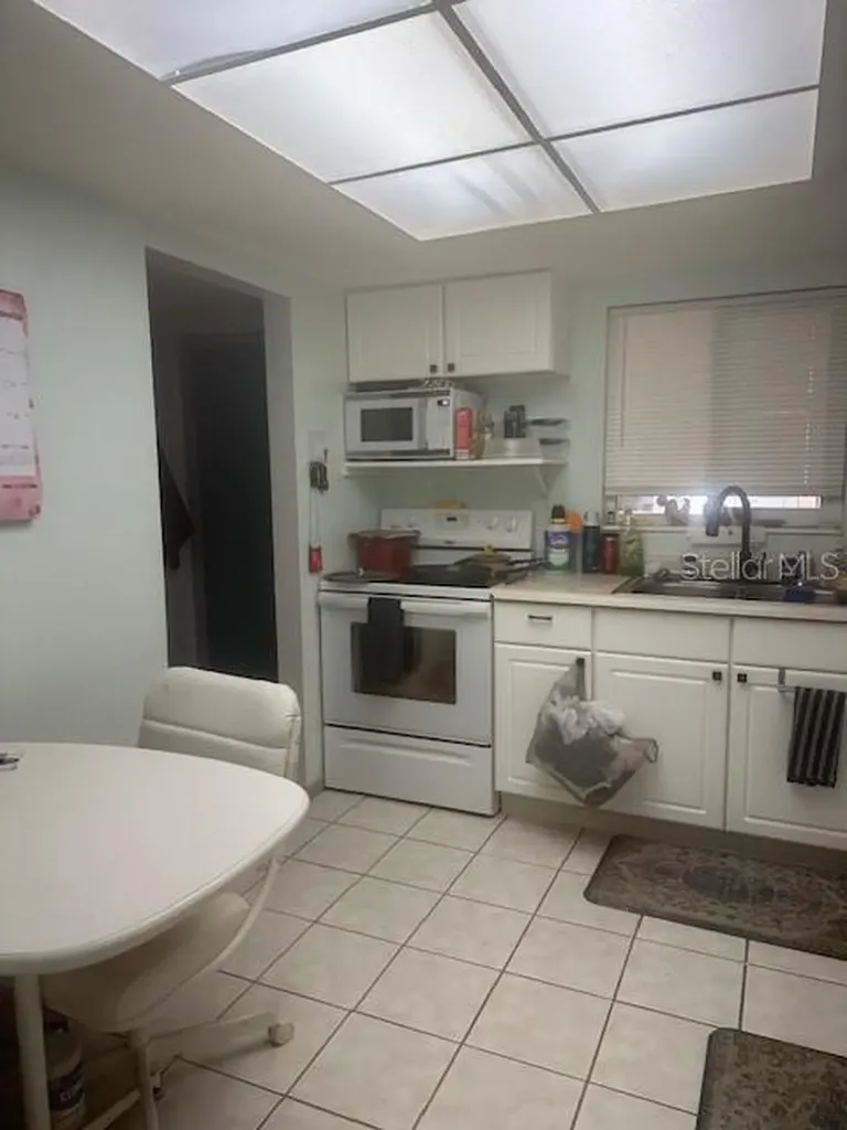4079 Lake Bayshore Drive Bradenton FL 34205