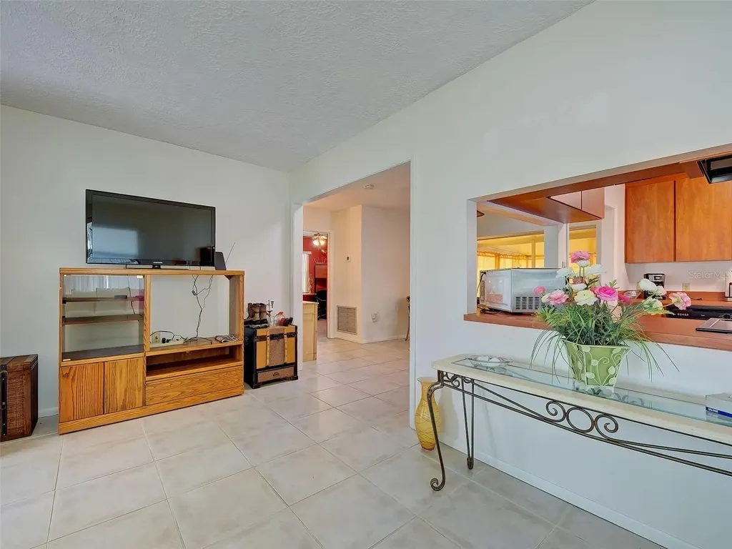 25 Hillcrest Drive Englewood FL 34223