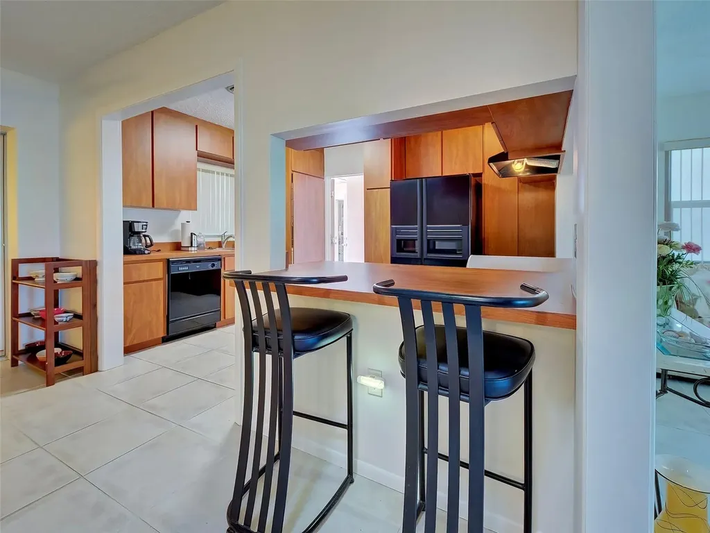 25 Hillcrest Drive Englewood FL 34223