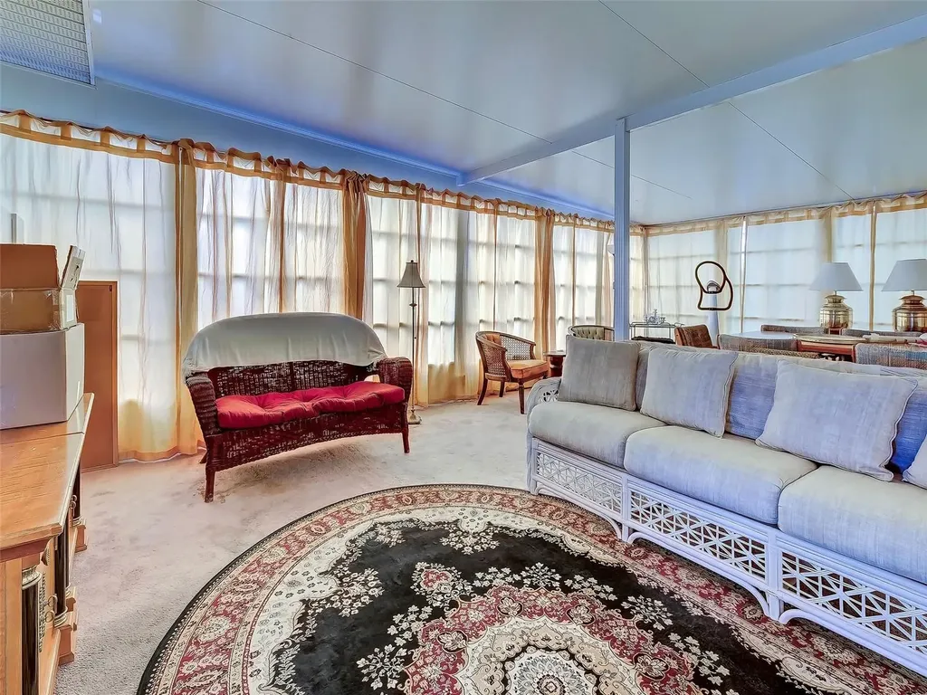 25 Hillcrest Drive Englewood FL 34223