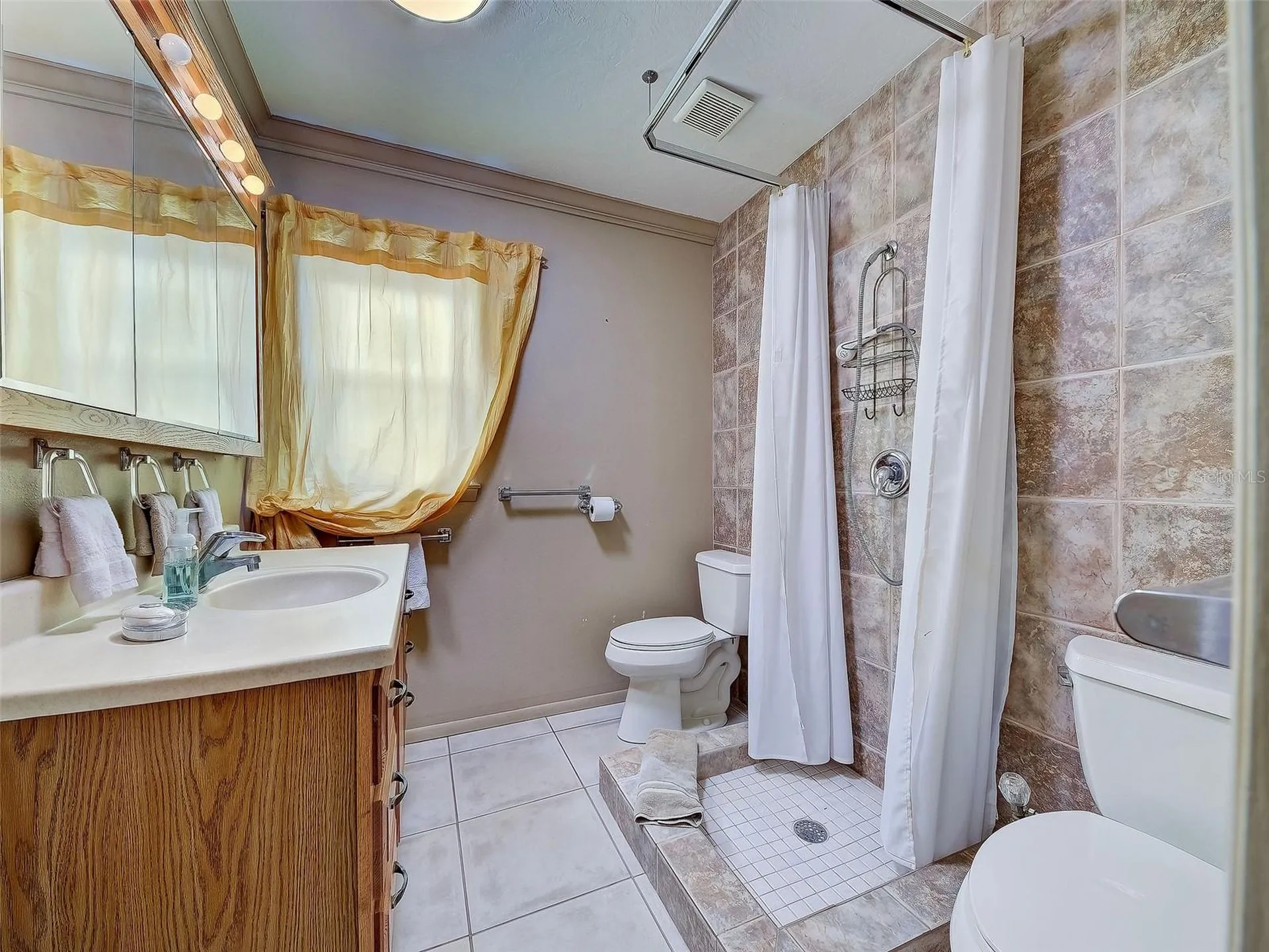 25 Hillcrest Drive Englewood FL 34223