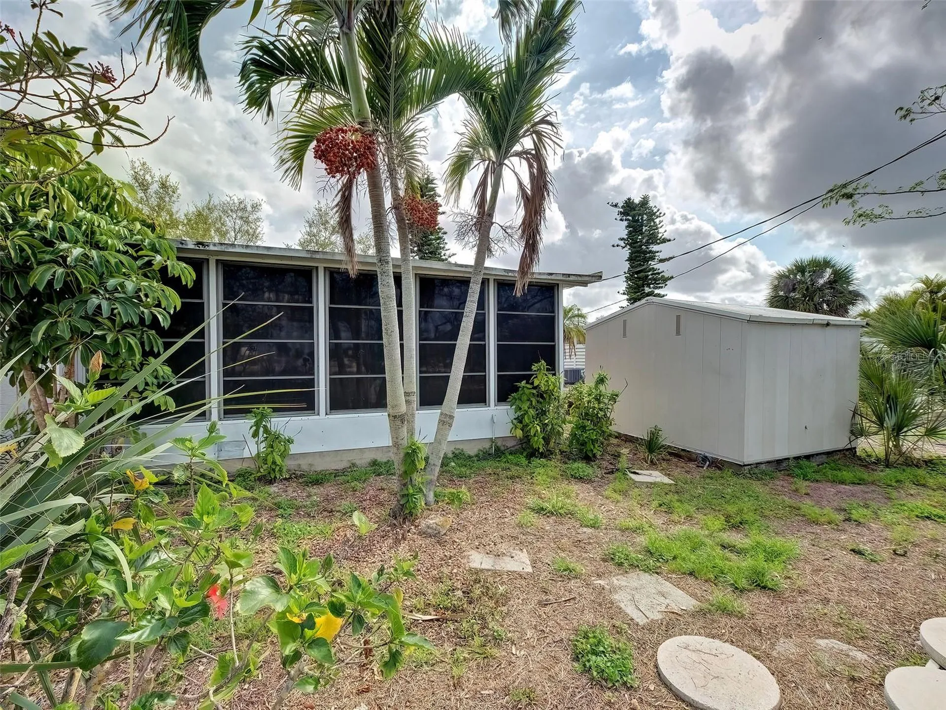 25 Hillcrest Drive Englewood FL 34223