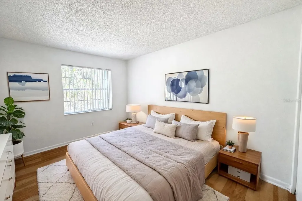 2505 N Alafaya Trail Orlando FL 32826