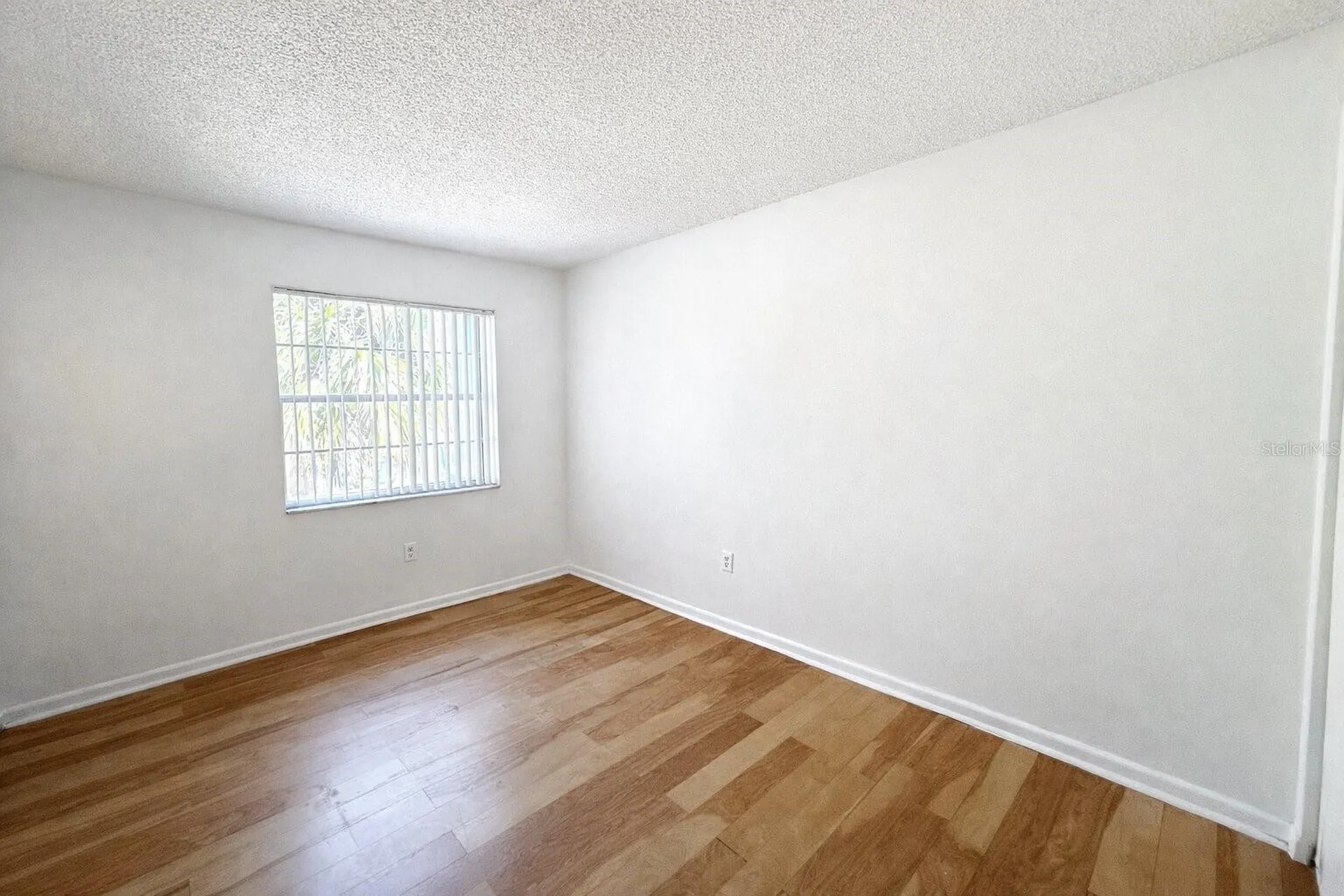 2505 N Alafaya Trail Orlando FL 32826
