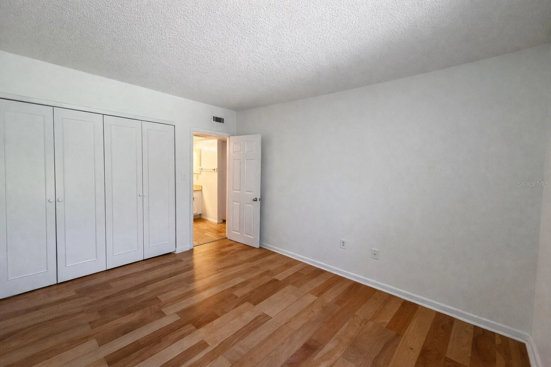 2505 N Alafaya Trail Orlando FL 32826