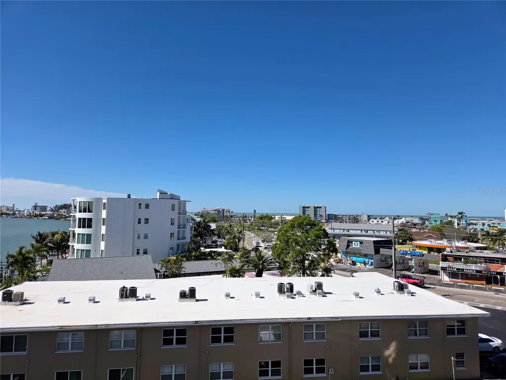 285 107th Avenue Treasure Island FL 33706