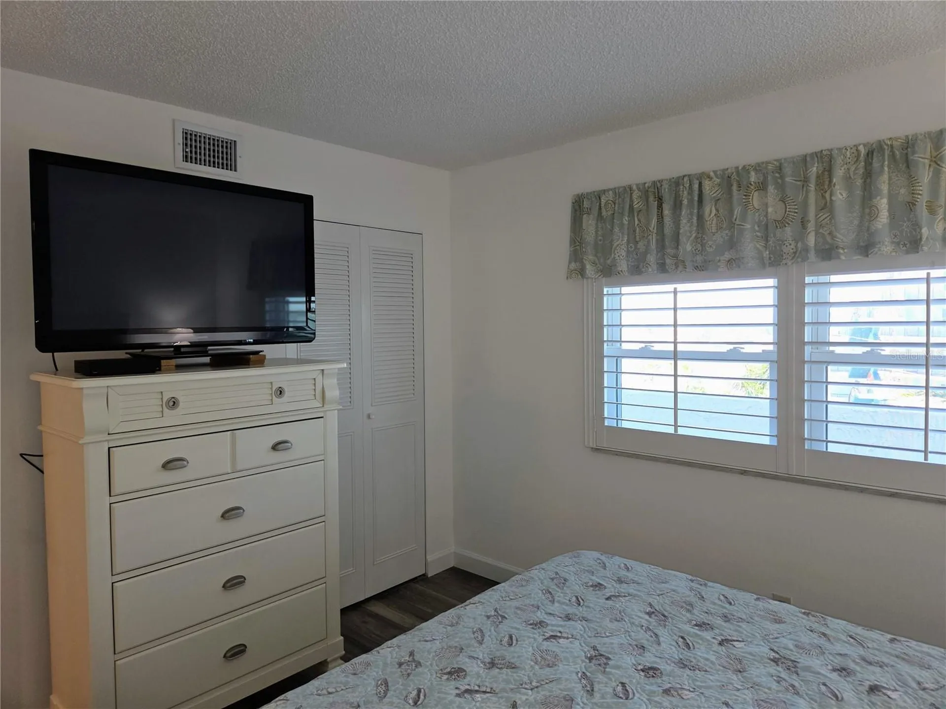 285 107th Avenue Treasure Island FL 33706