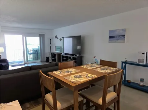 285 107th Avenue Treasure Island FL 33706