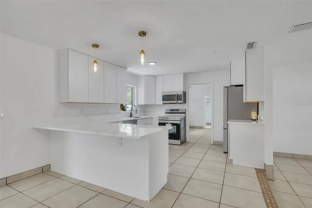5997 Sheryl Anita Street Oviedo FL 32765