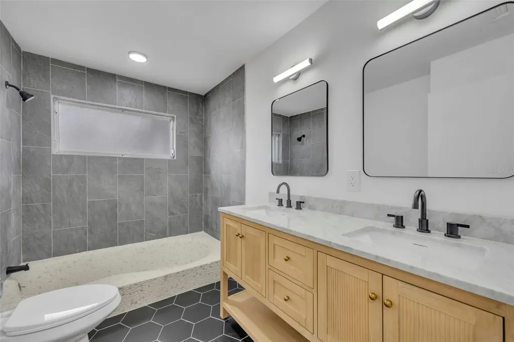 5997 Sheryl Anita Street Oviedo FL 32765