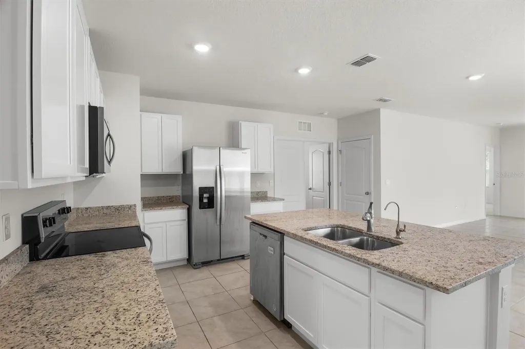 1038 Victoria Parc Avenue Orange City FL 32763