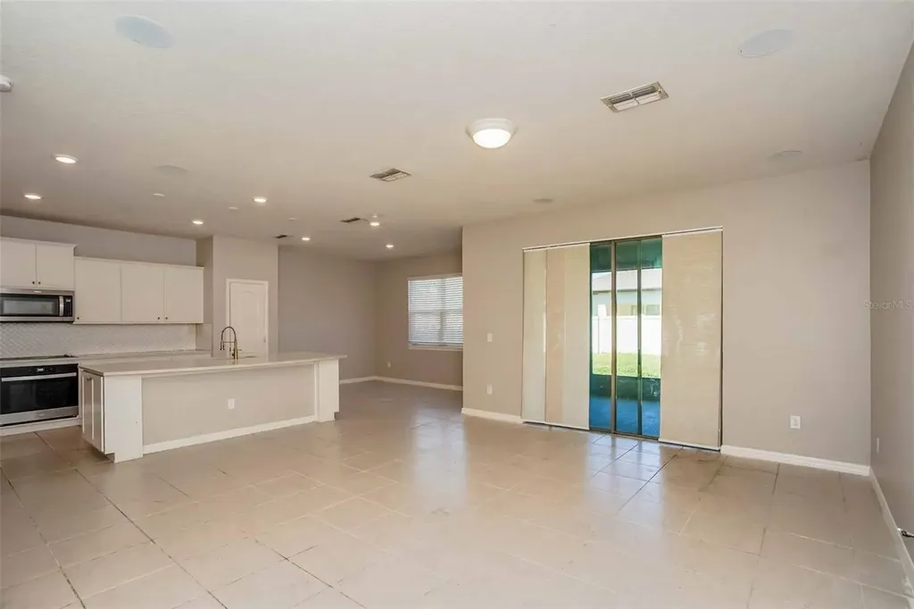 10406 Berryessa Avenue Riverview FL 33578