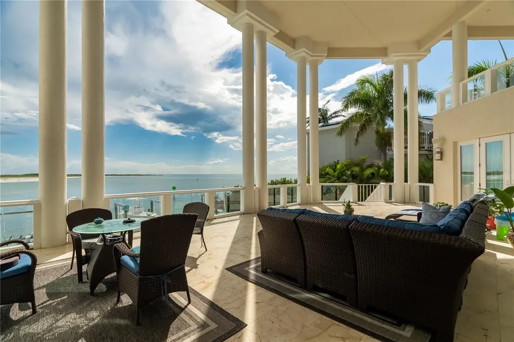 774 Nina Drive Tierra Verde FL 33715
