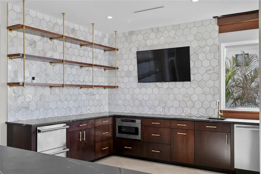 774 Nina Drive Tierra Verde FL 33715
