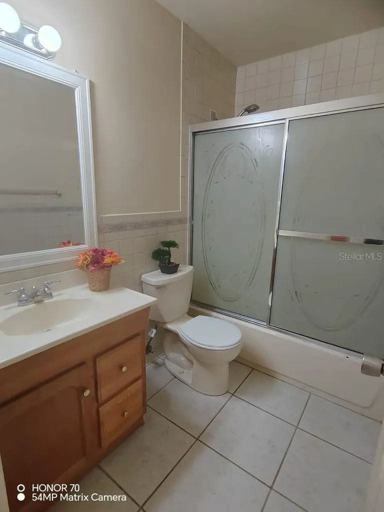 1044 82nd Terrace N St Petersburg FL 33702