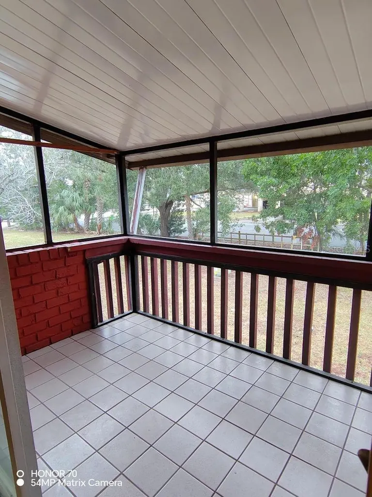 1044 82nd Terrace N St Petersburg FL 33702