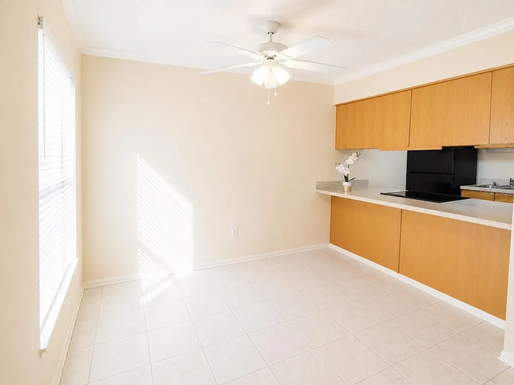 1044 82nd Terrace N St Petersburg FL 33702