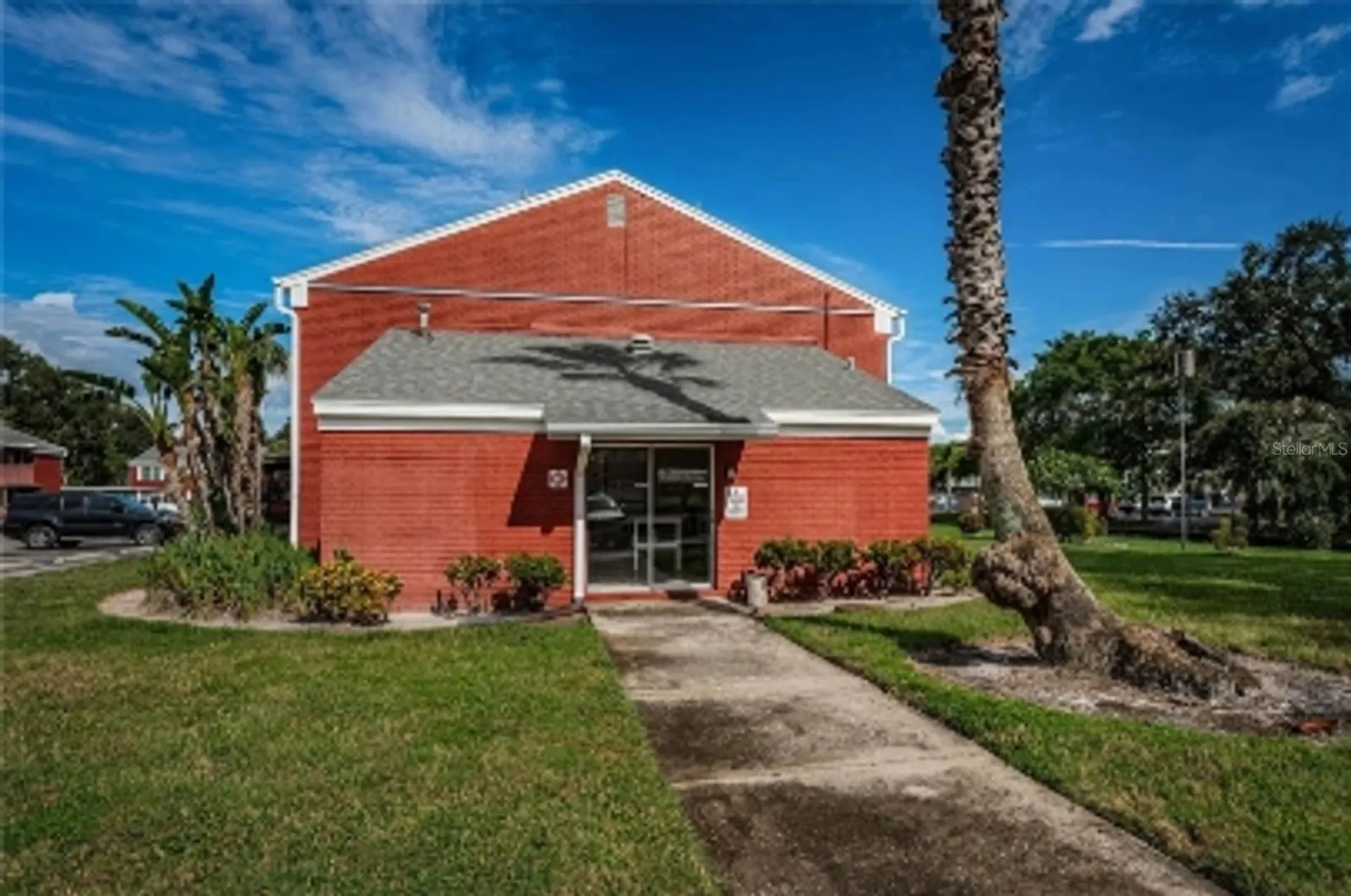 1044 82nd Terrace N St Petersburg FL 33702