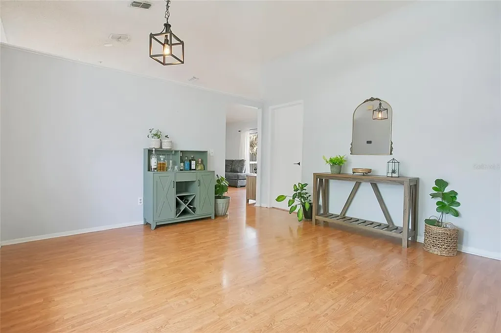 1223 Lacey Oak Drive Apopka FL 32703