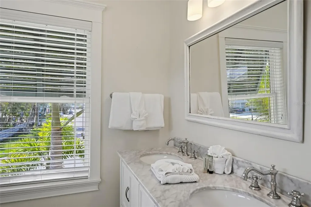 246 Gladiolus Street Anna Maria FL 34216