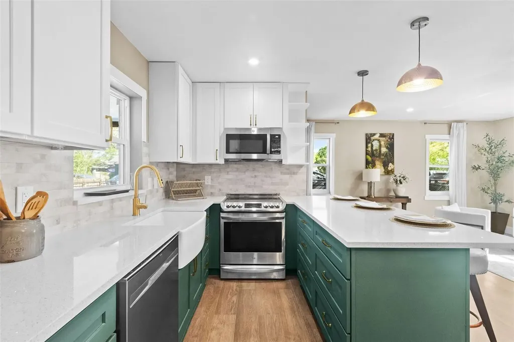 3209 E Frierson Avenue Tampa FL 33610
