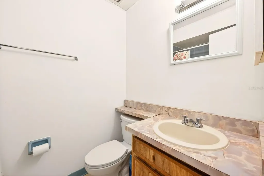 5433 Pinetrail Way Orlando FL 32822
