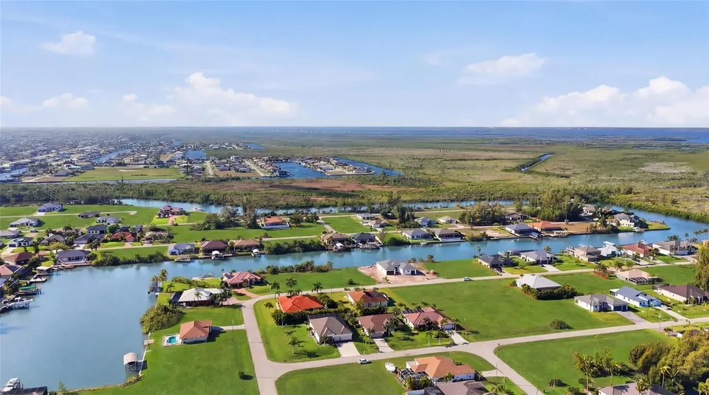 4222 NW 22nd Street Cape Coral FL 33993