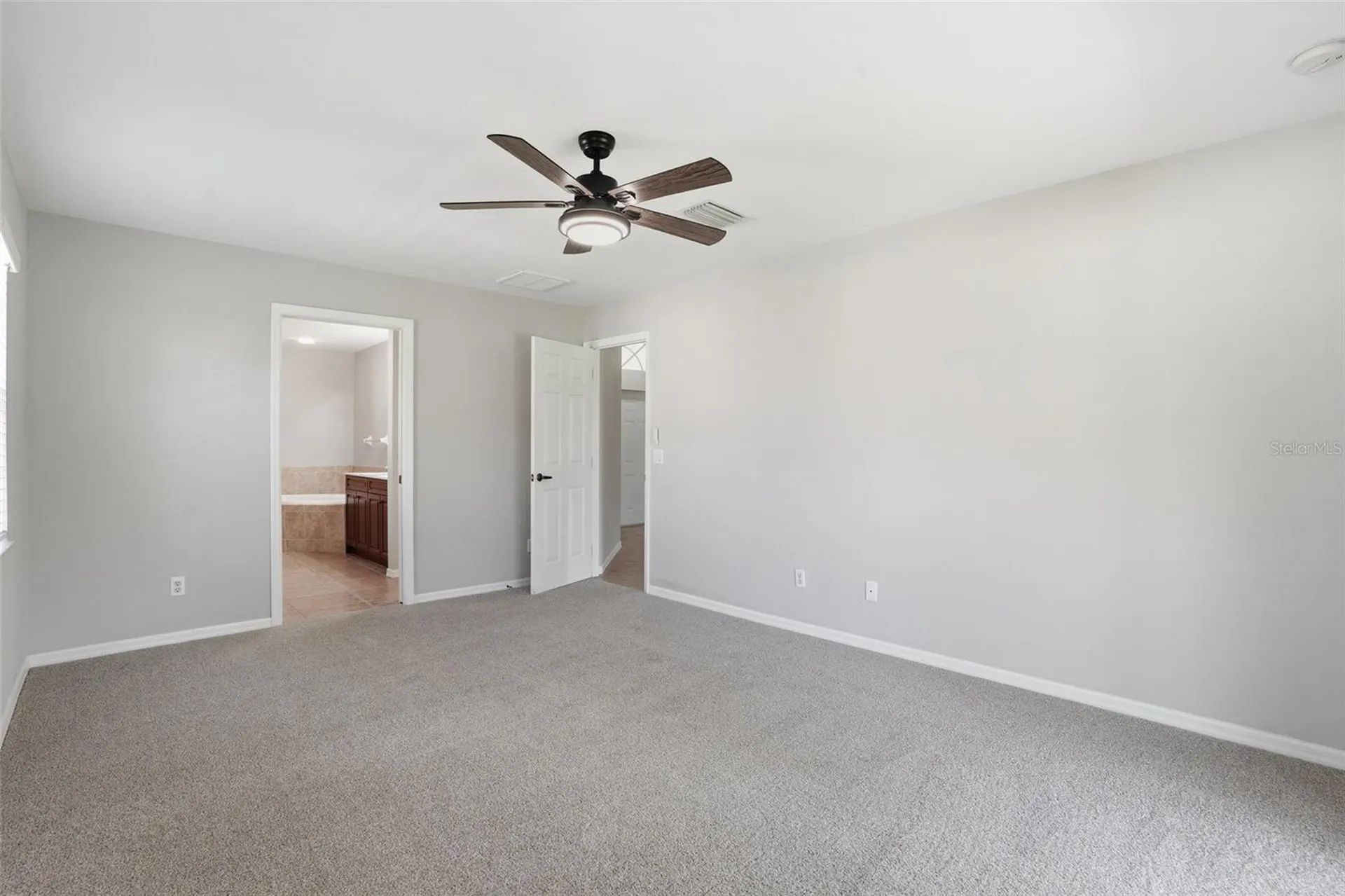 4222 NW 22nd Street Cape Coral FL 33993