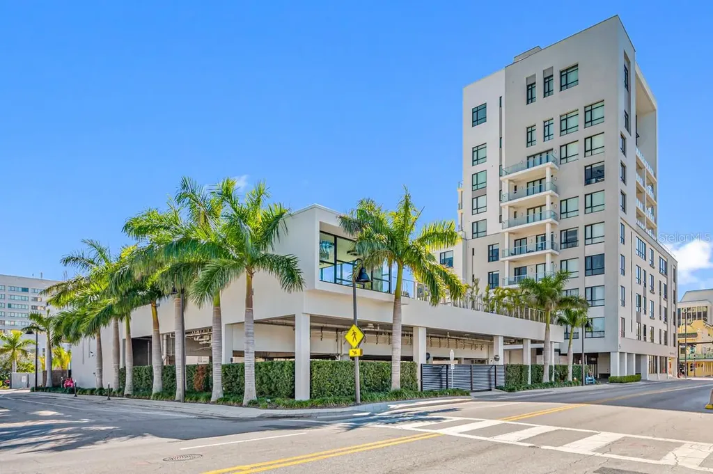 5 N Osceola Avenue Clearwater FL 33755