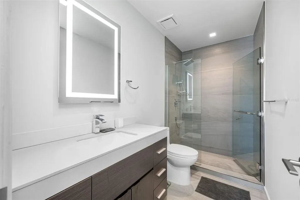 5 N Osceola Avenue Clearwater FL 33755