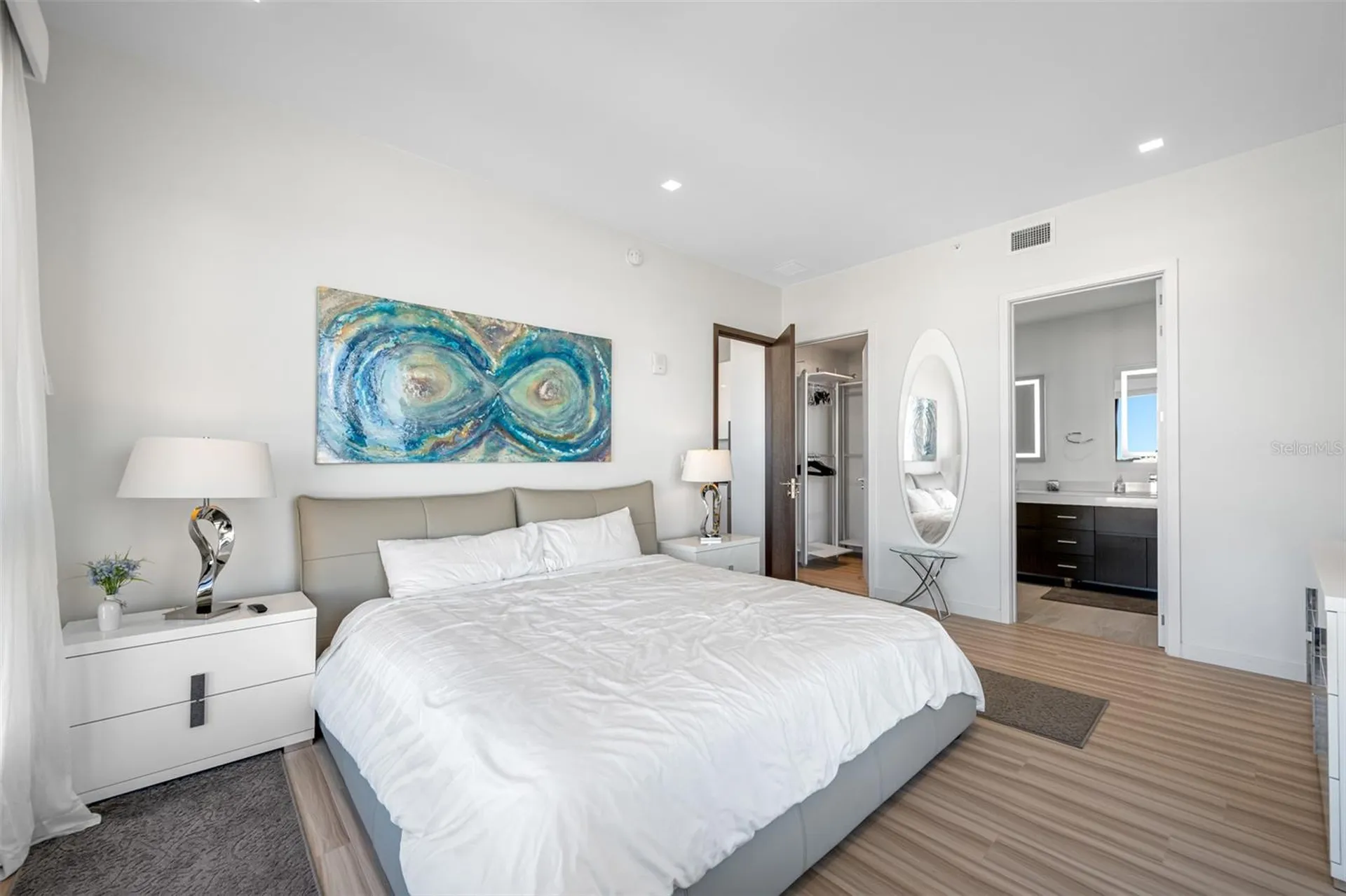 5 N Osceola Avenue Clearwater FL 33755