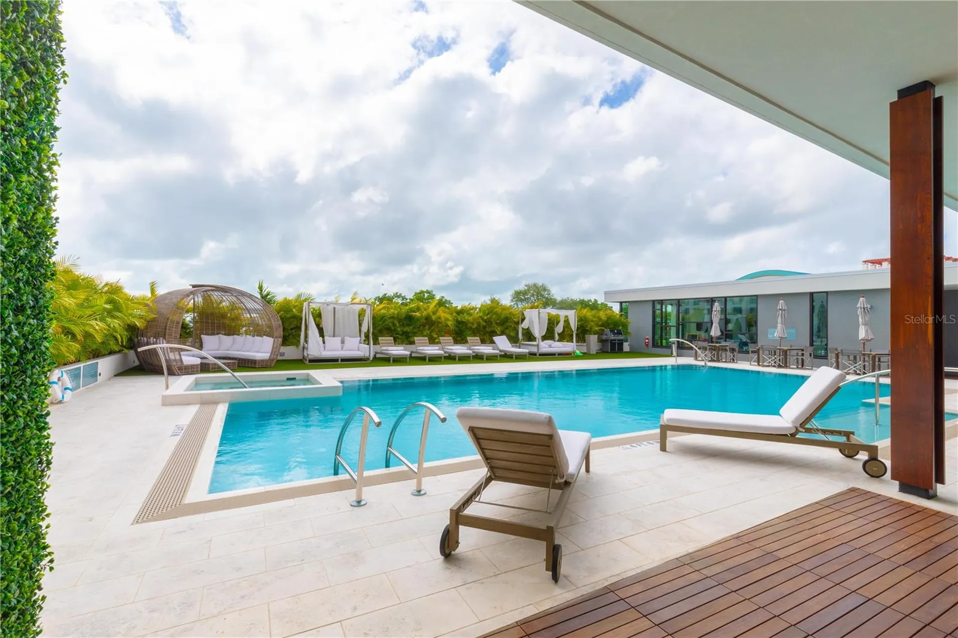 5 N Osceola Avenue Clearwater FL 33755