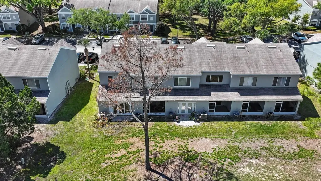 2411 Lake Woodberry Circle Brandon FL 33510