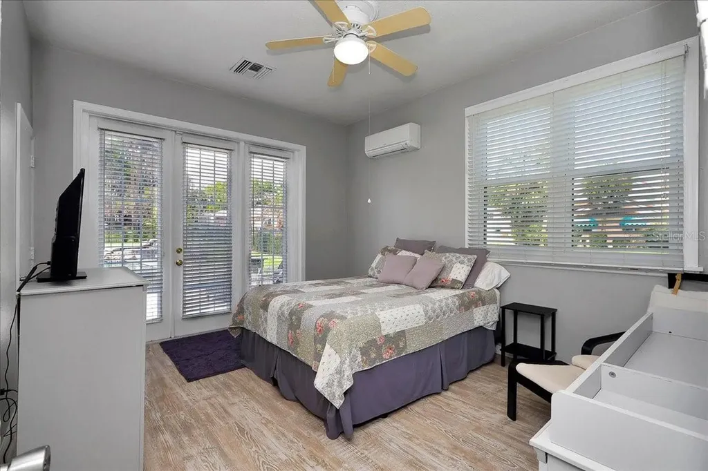 405 Lakeshore Drive Leesburg FL 34748