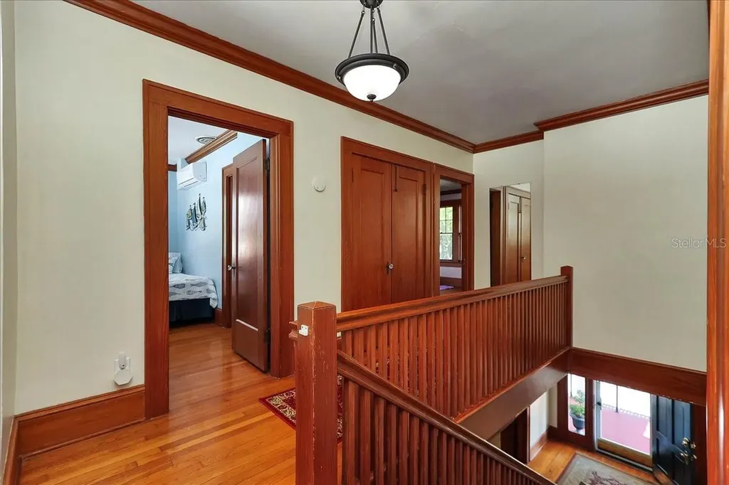 405 Lakeshore Drive Leesburg FL 34748