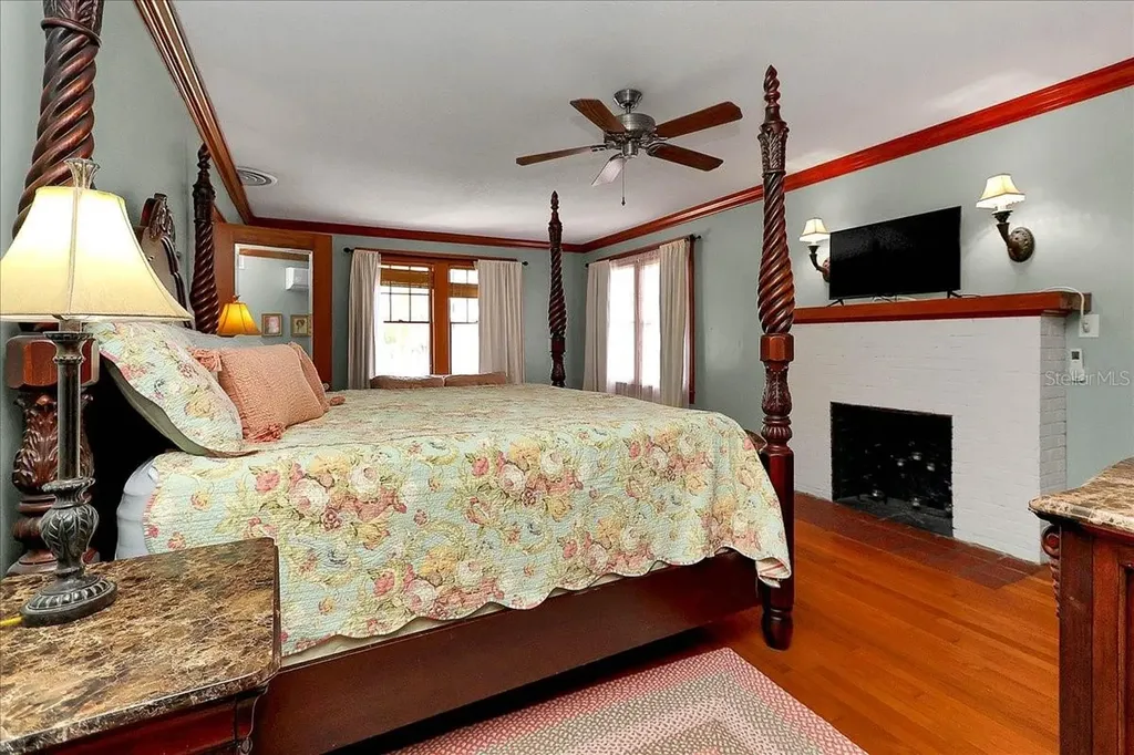 405 Lakeshore Drive Leesburg FL 34748