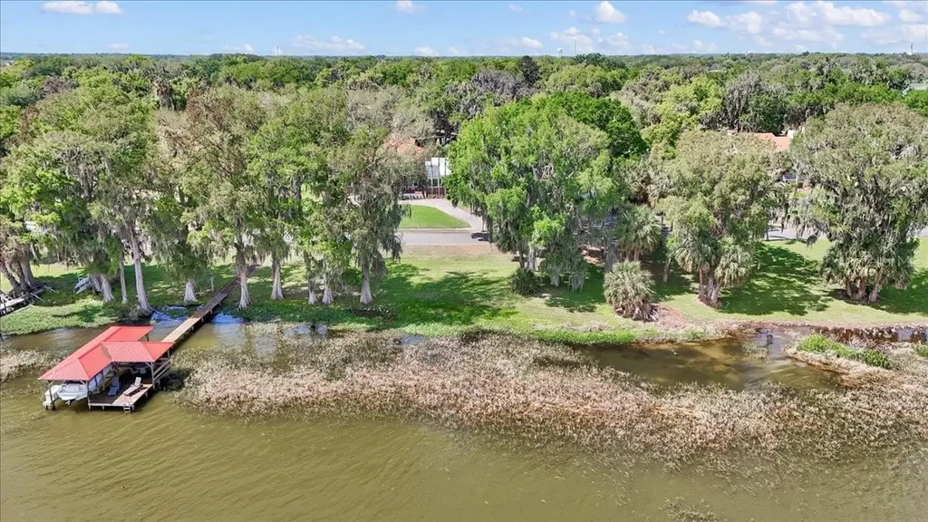 405 Lakeshore Drive Leesburg FL 34748