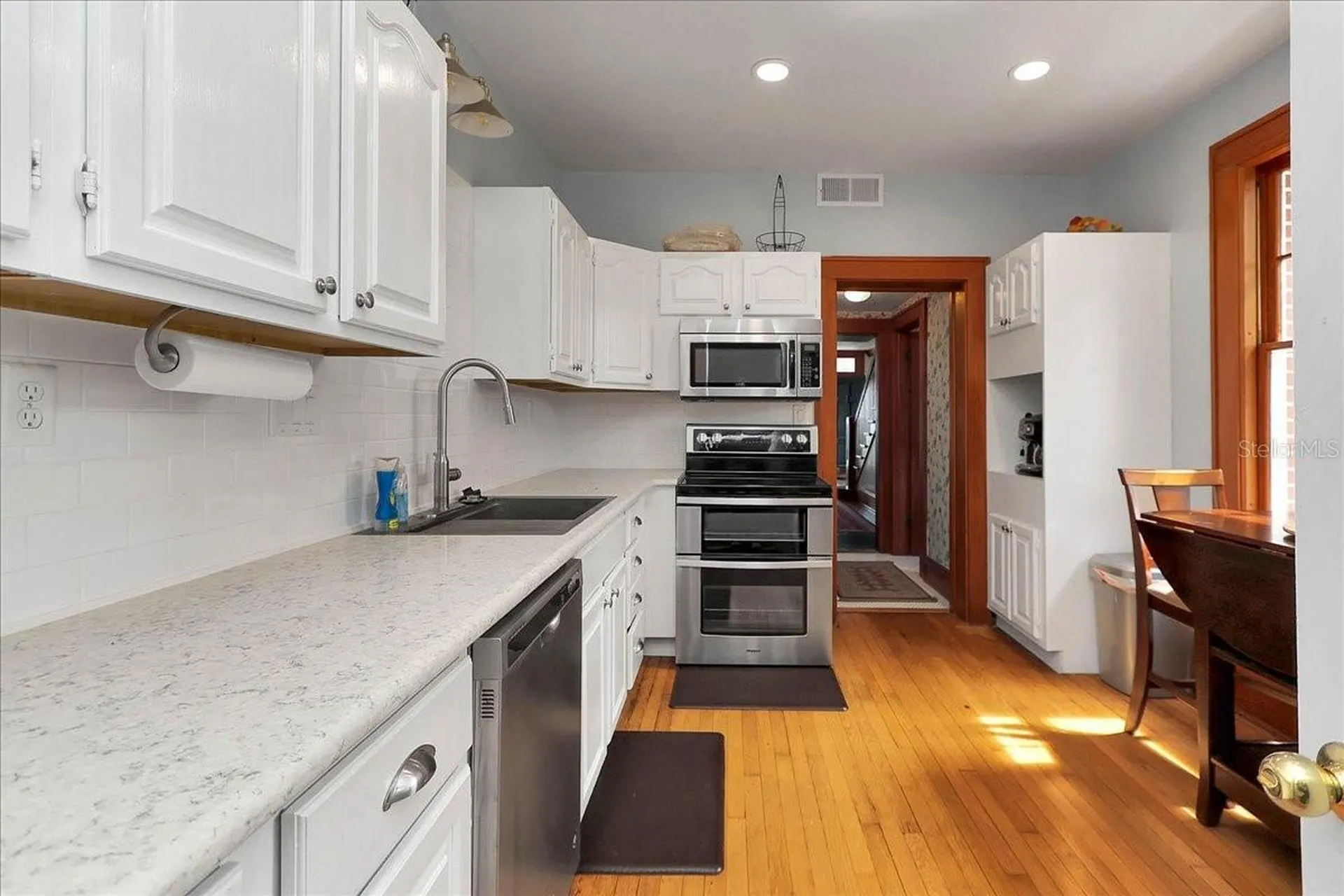 405 Lakeshore Drive Leesburg FL 34748