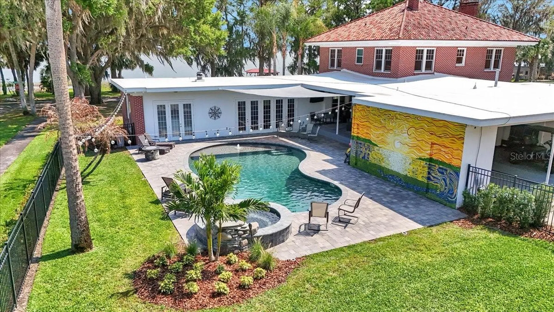 405 Lakeshore Drive Leesburg FL 34748