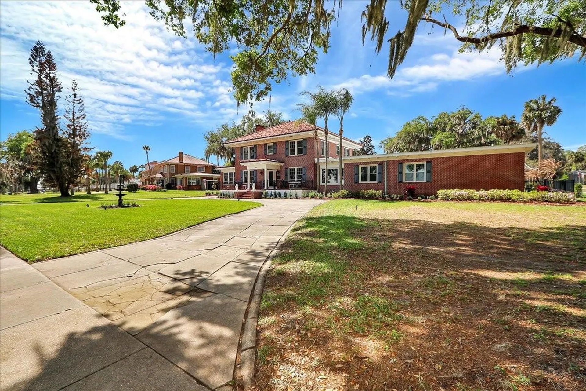 405 Lakeshore Drive Leesburg FL 34748