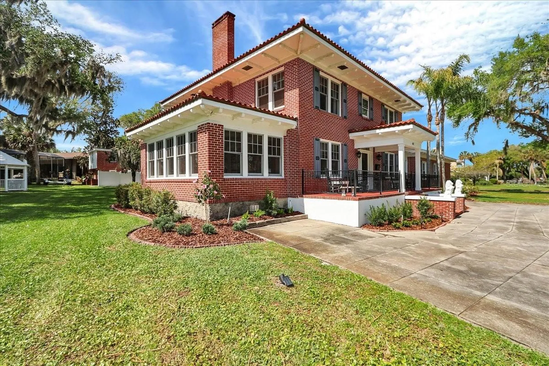405 Lakeshore Drive Leesburg FL 34748