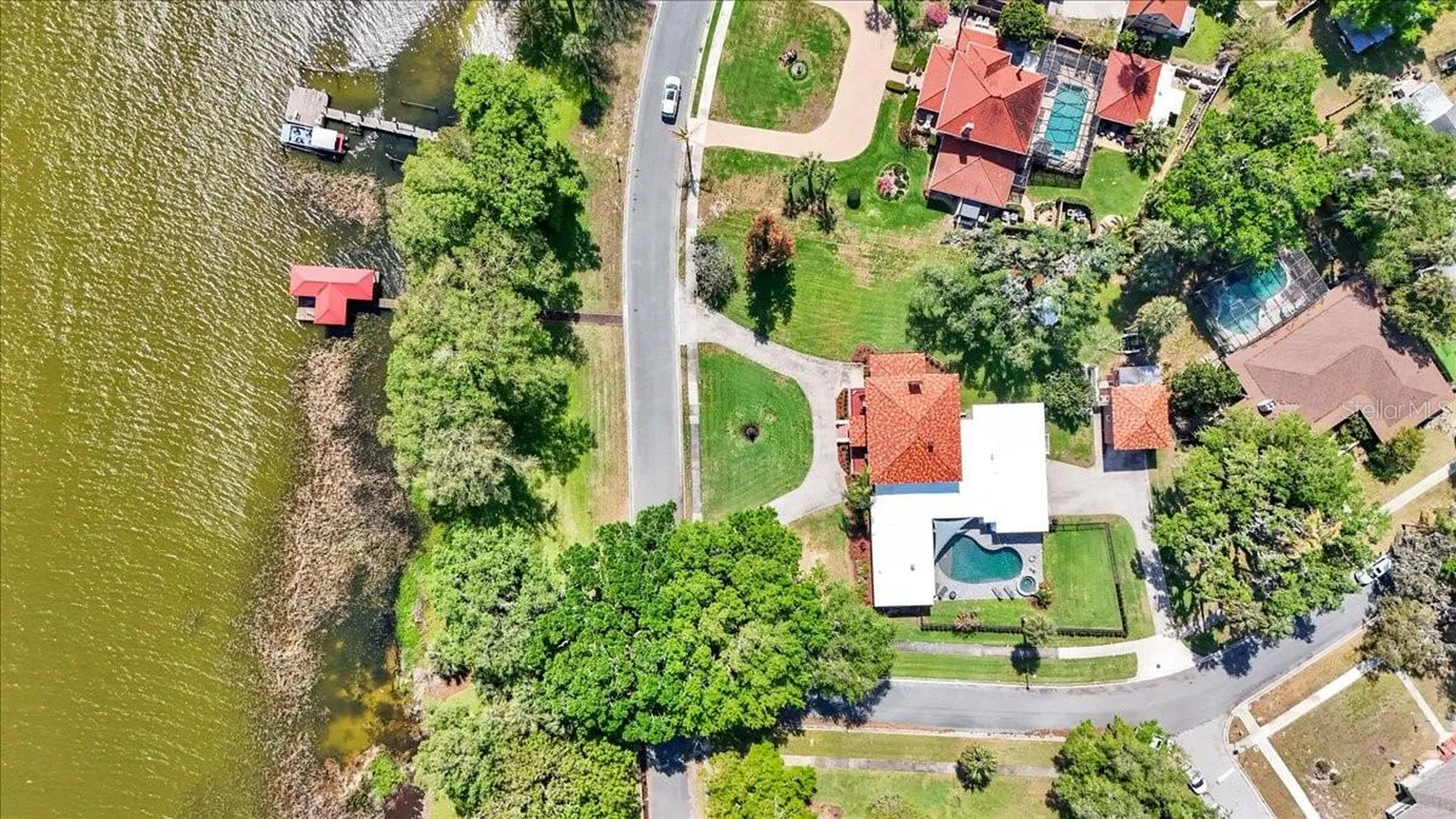 405 Lakeshore Drive Leesburg FL 34748
