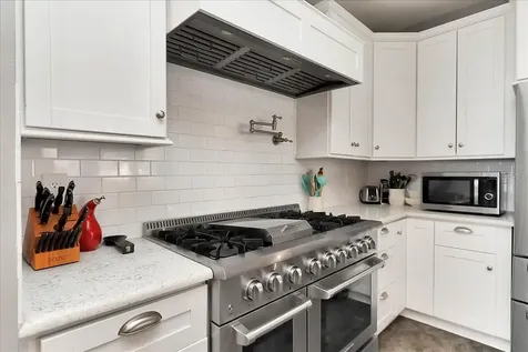 405 Lakeshore Drive Leesburg FL 34748