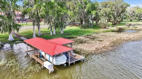405 Lakeshore Drive Leesburg FL 34748