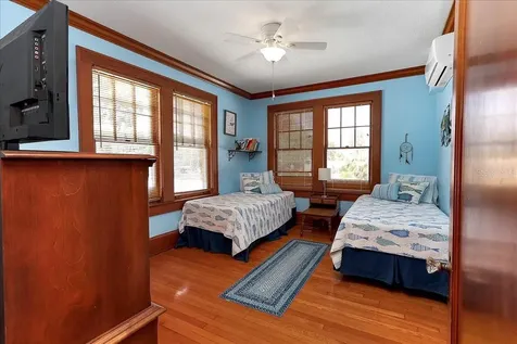 405 Lakeshore Drive Leesburg FL 34748