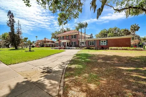 405 Lakeshore Drive Leesburg FL 34748