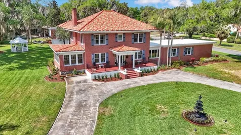 405 Lakeshore Drive Leesburg FL 34748