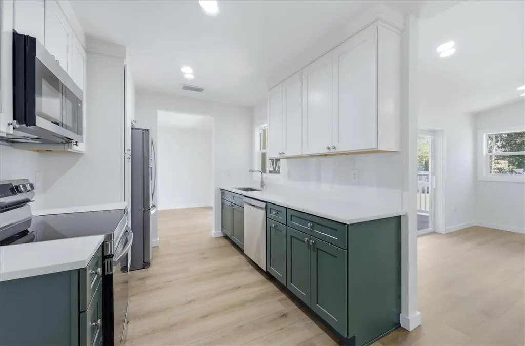 5251 Bunyan Street Sarasota FL 34232