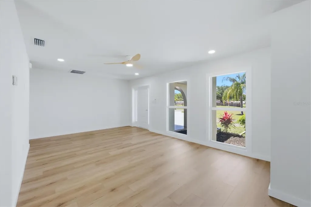 5251 Bunyan Street Sarasota FL 34232