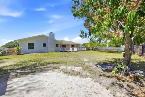 5251 Bunyan Street Sarasota FL 34232